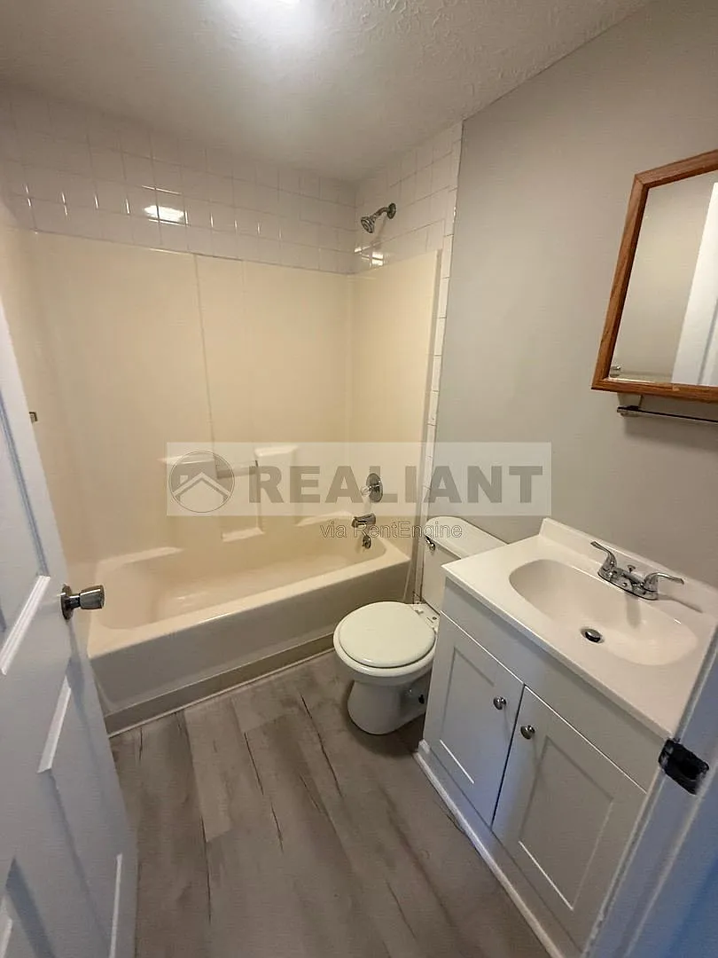 2 bed, 1.0 bath, 1000 sqft, $1,175 — Photo 4