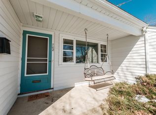 708 N Cumberland Dr, Waukesha, WI 53188