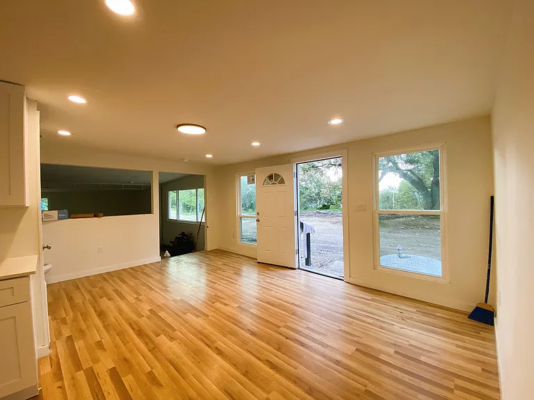 201 Harmons Way #B — Photo 14