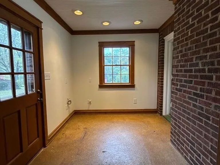 1901 Armstrong Park Dr — Photo 12