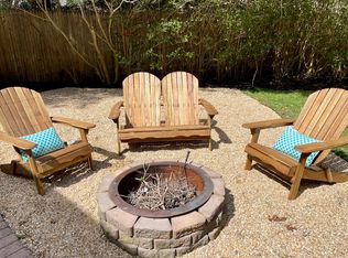 9 Squaw Rd, East Hampton, NY 11937