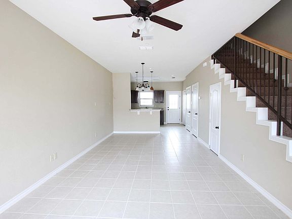 4th image of 602 Basswood Dr #903