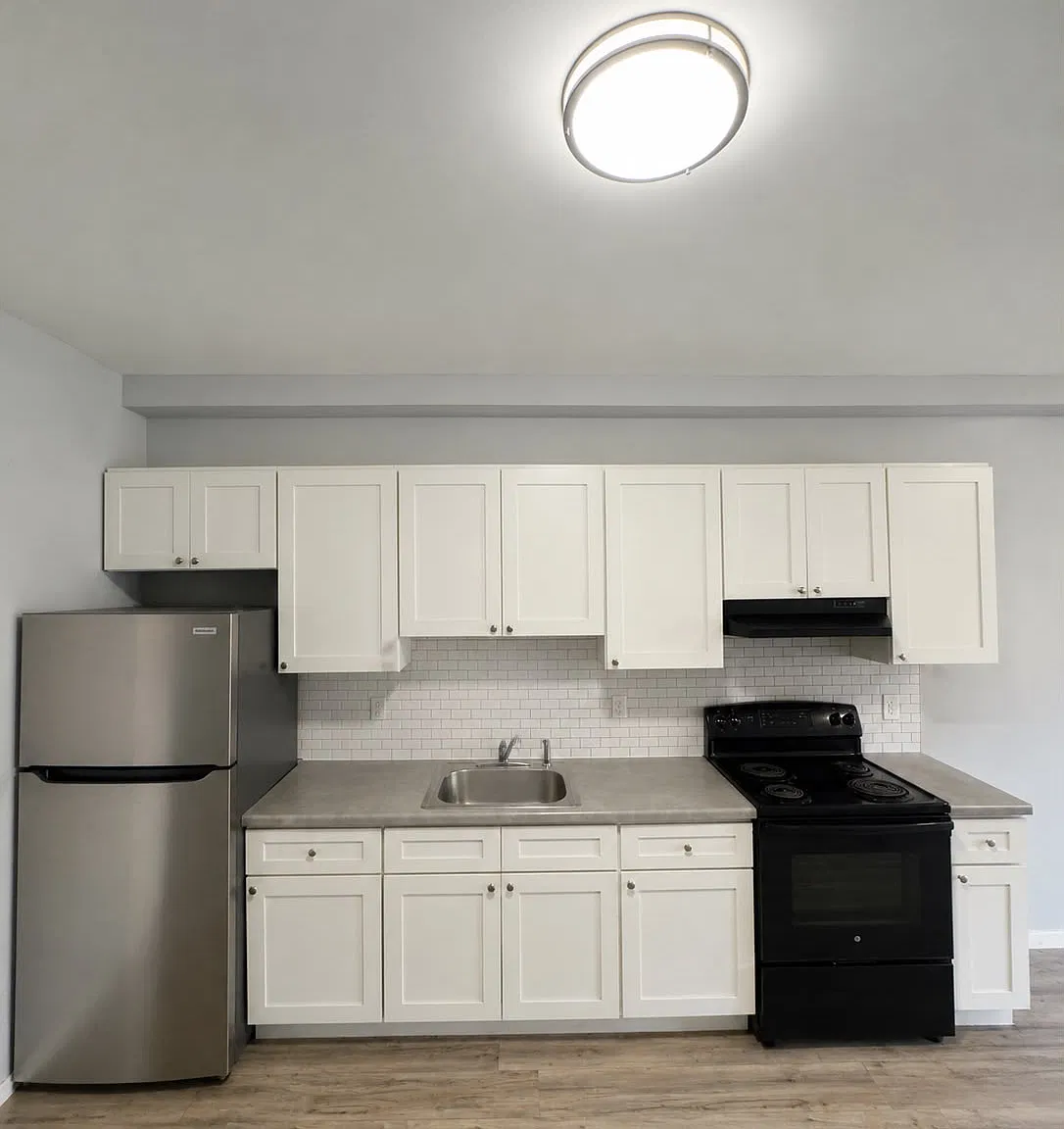 1 bed, $1,718 — Photo 4