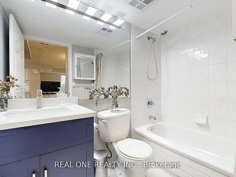 153 Beecroft Rd #501 — Photo 20