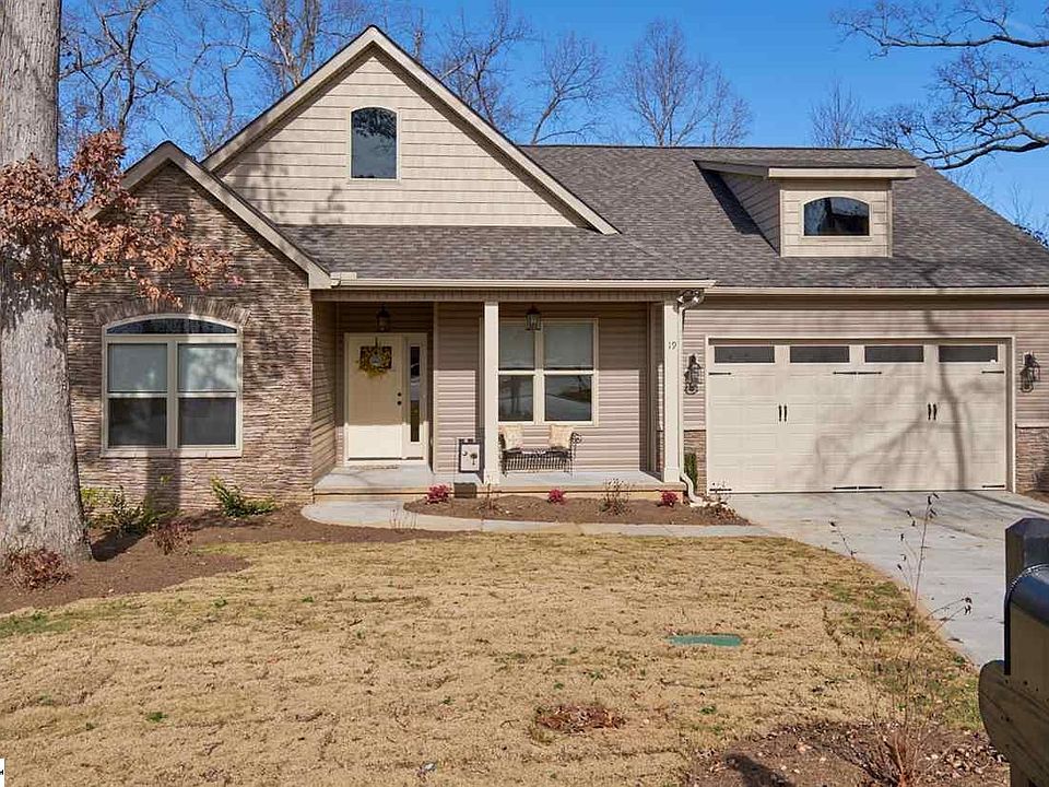 1st image of 19 Gamesford Ct