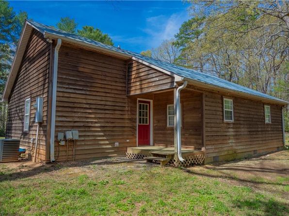515 Robert Hargrave Rd, Lexington, NC 27292