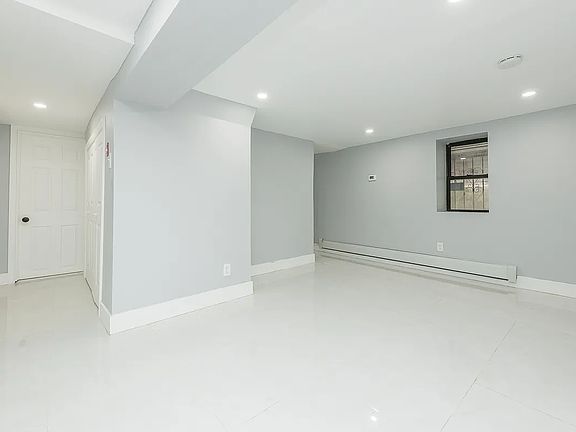 5th image of 41-08 Ditmars Blvd #1