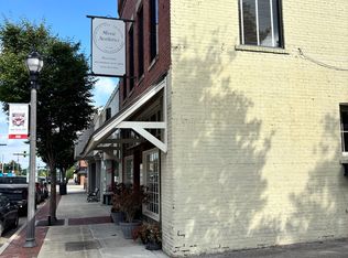 214 E Broad St #B, Dunn, NC 28334