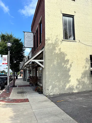 214 E Broad St #B Photo 1