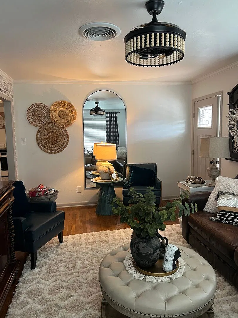 Building Photo - 2633 Forest Park Blvd #2635