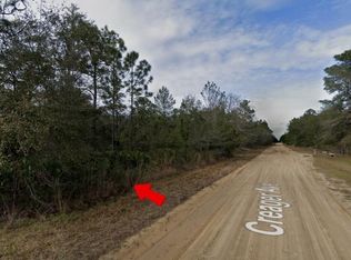 2 Creager Ave, Interlachen, FL 32148