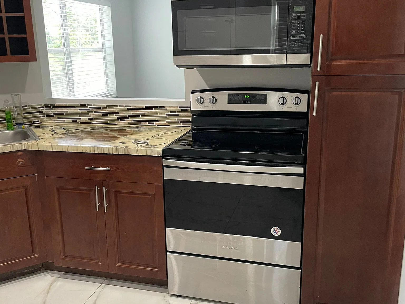 2 bed, 1200 sqft, $2,250 — Photo 3