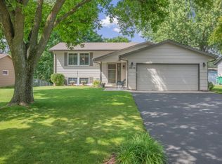 8856 62nd Ave N, Brooklyn Park, MN 55428