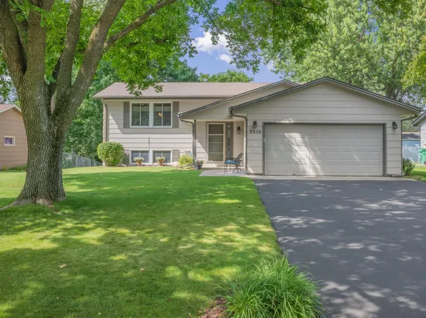 8856 62nd Ave N, Brooklyn Park, MN 55428