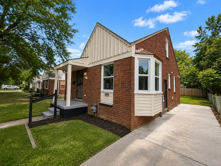 11491 Balfour Rd — Photo 3