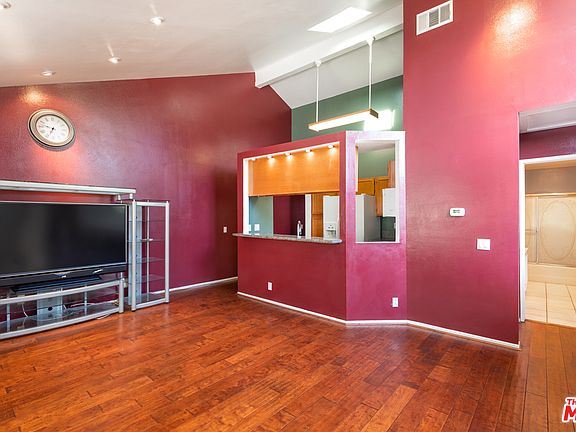 5th image of 320 E Plymouth St APT 23
