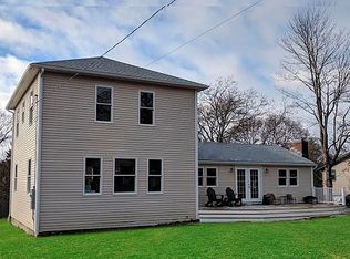 98 Tupelo Trl, Narragansett, RI 02882