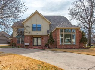 6608 E 65th St, Tulsa, OK 74133