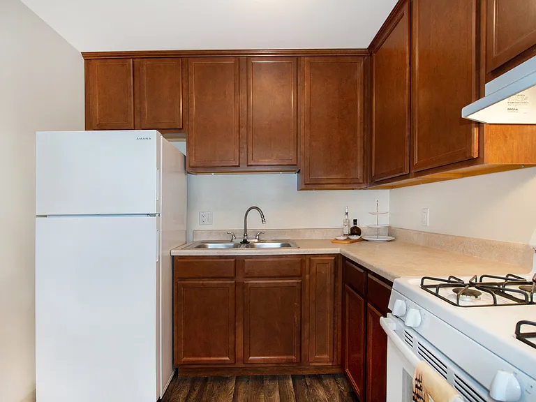 Windridge Apartments — Photo 27