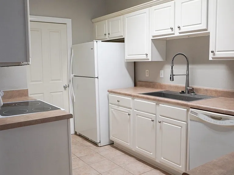5395 Arlington Ct — Photo 5