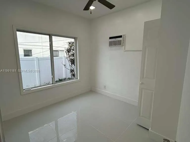 2242 Polk St #2 — Photo 4