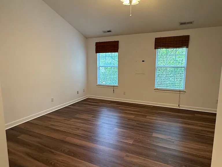 2110 Portofino Ct — Photo 25
