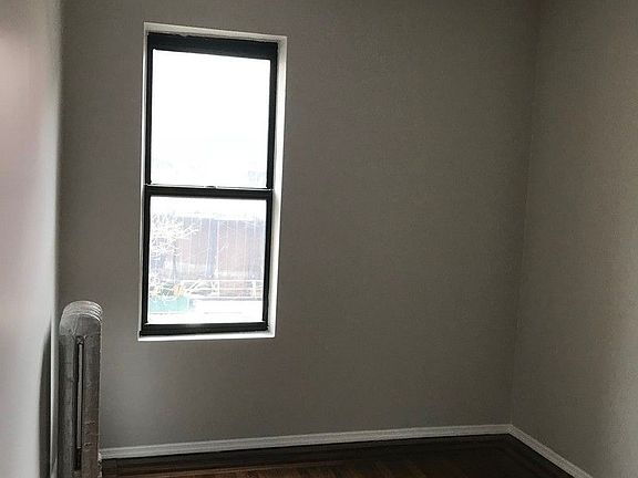 5th image of 2608 Creston Ave APT 2E