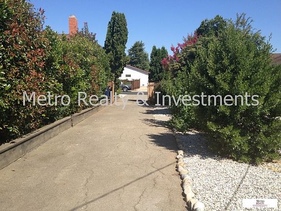 side driveway to rear