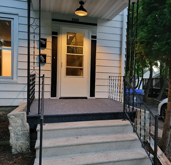 437 E Doty Ave — Photo 23