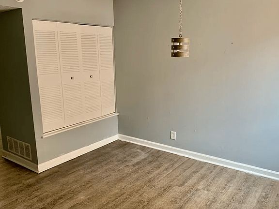 3rd image of 1631 Glenside Dr #1641A