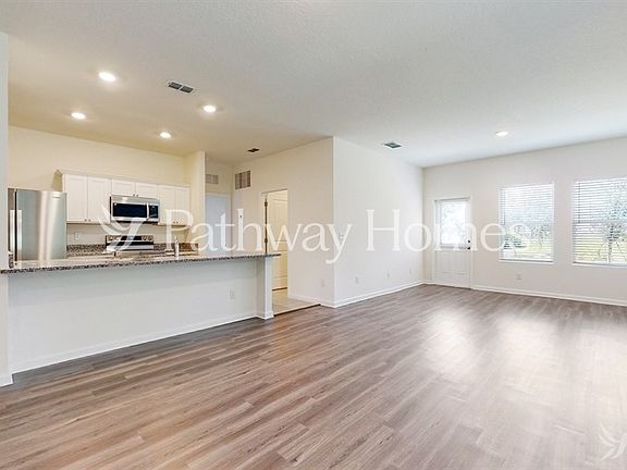 4th image of 3501 Fernanda Dr