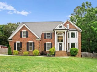 131 Silverleaf Ln, Mooresville, NC 28115