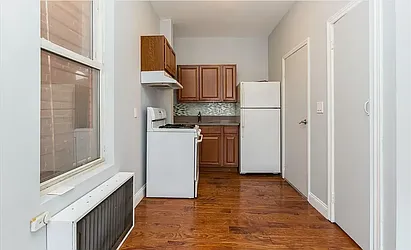 Rented by NY Space Finders Inc.