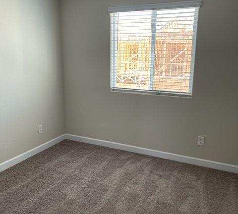 5th image of 3626 Hestia Ave