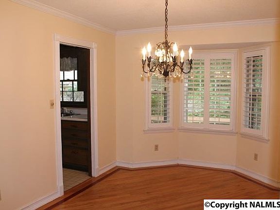 4th image of 11325 Dellcrest Dr SE
