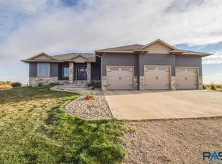 46673 Cardinal St, Tea, SD 57064