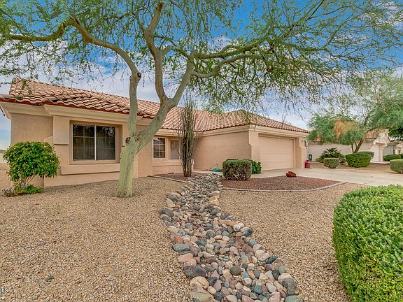 3rd image of 15219 W Sky Hawk Dr