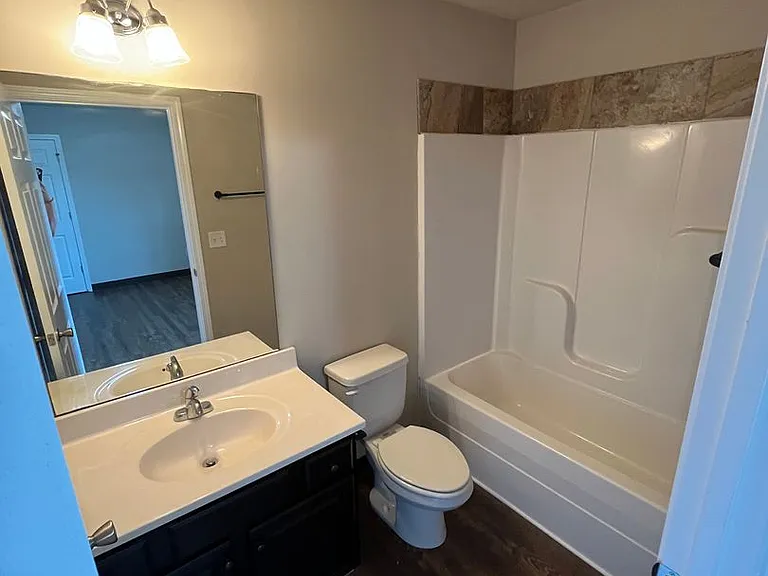 1224 Indianola St — Photo 13