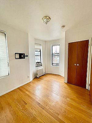 1st image of 136 McKibbin St #11