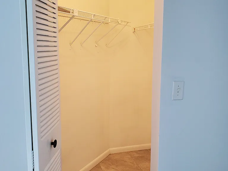 3546 Southpointe Dr — Photo 15