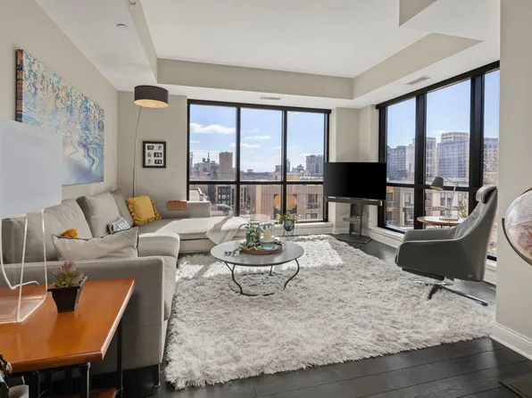 100 3rd Ave S Unit 607, Minneapolis, MN 55401