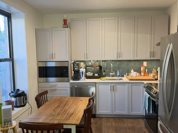 151 Fourth Avenue image 2 of 9