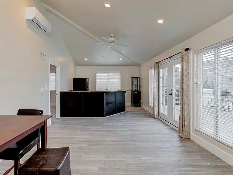 2nd Floor Family room