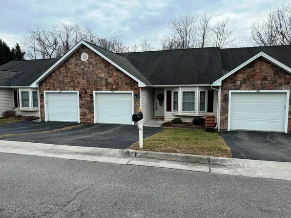 215 Shenandoah Ln, Wytheville, VA 24382