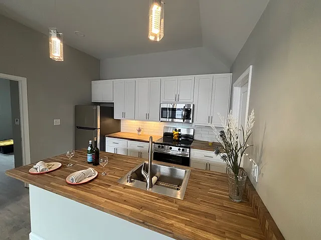4705 Washington Blvd #C — Photo 8