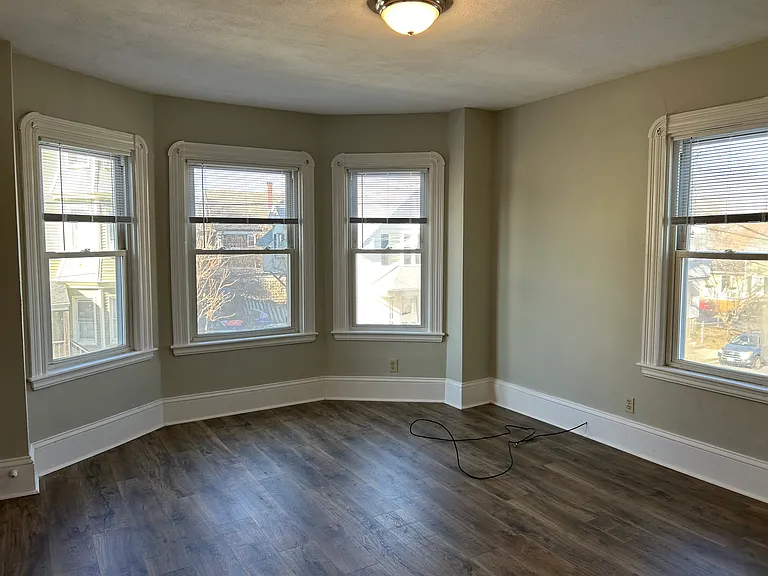 54 Maitland St #2 — Photo 13
