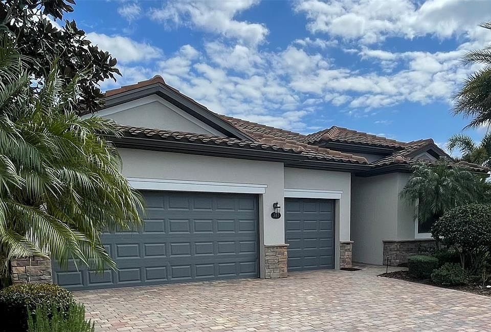 1st image of 307 WHISPERING PALMS LANE