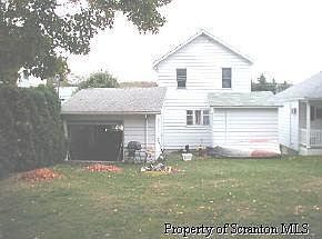 2nd image of 425 Marion St