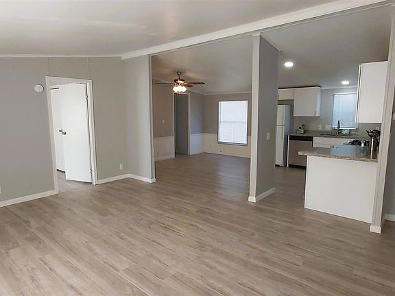 4th image of 15868 W Mustang Ln