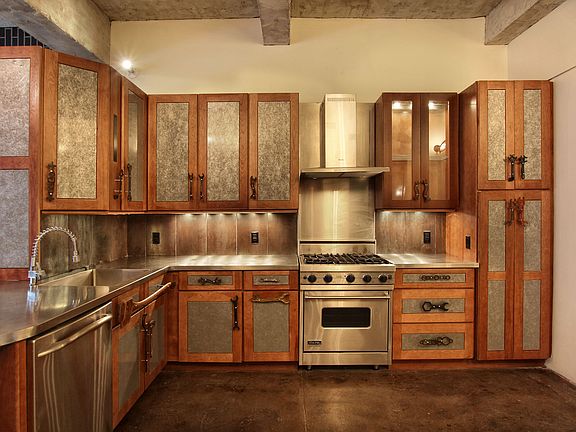 5th image of 120 W 29th St APT 2